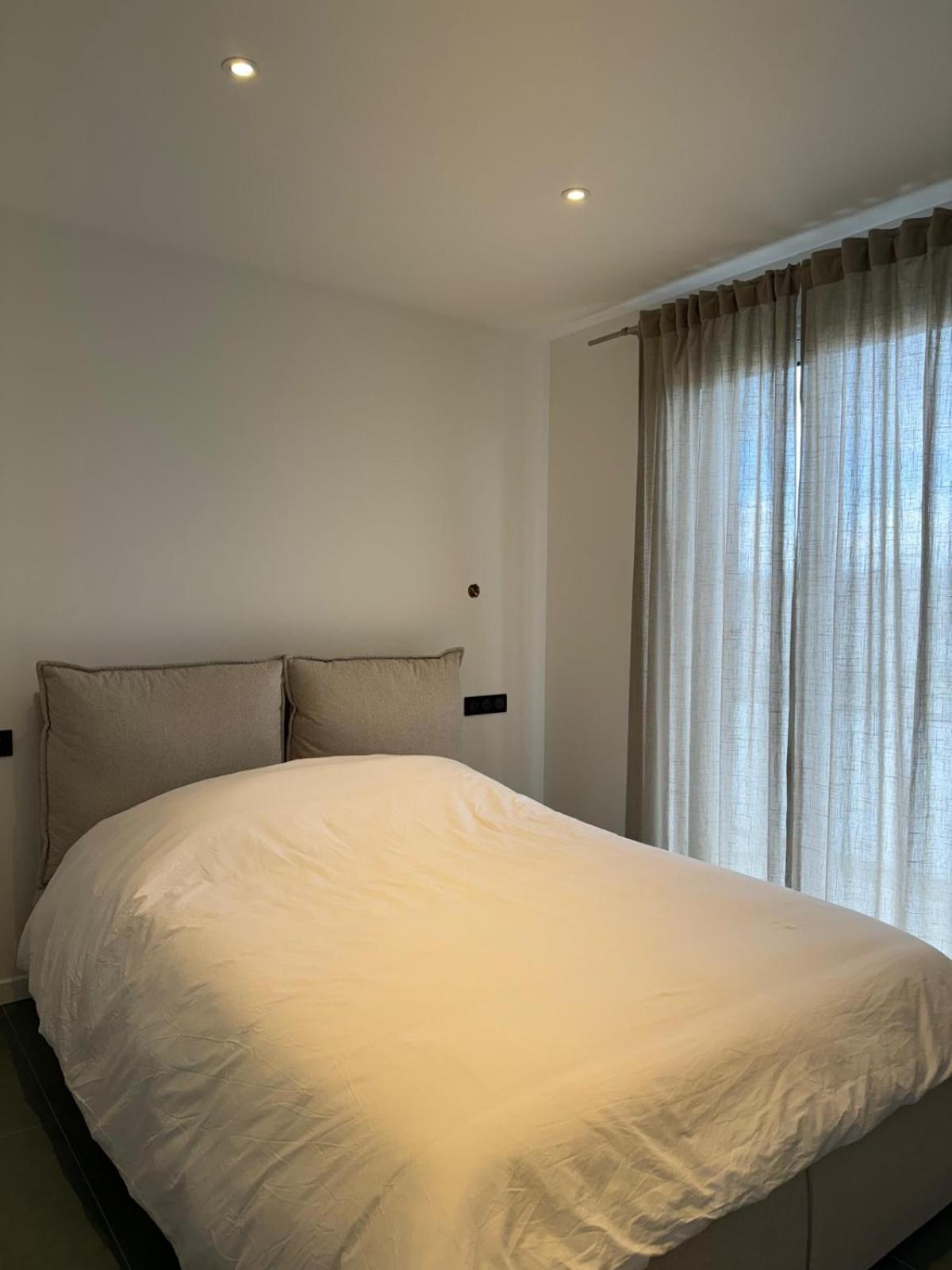 Modern Green & White - Apartments T3 60M2 Annecy - Parking Prive - Wifi - Netflix المظهر الخارجي الصورة